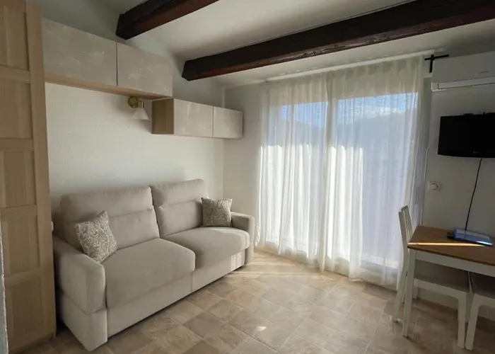 Appartement Pinede Piscine Clim Proche Plage Village Naturiste